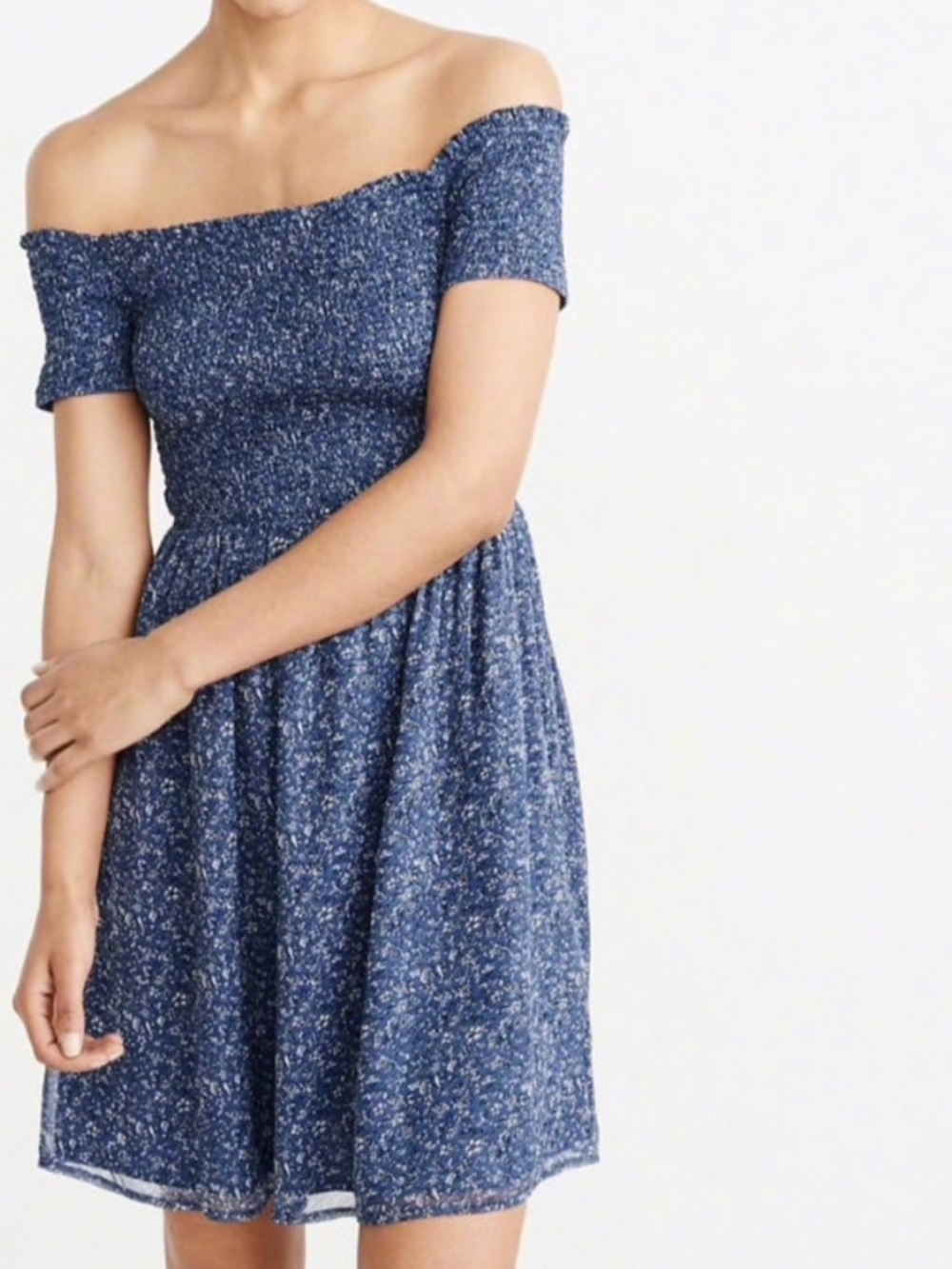 Abercrombie & Fitch Off-The Shoulder Smocked Dress Size XS Blue Floral Summer